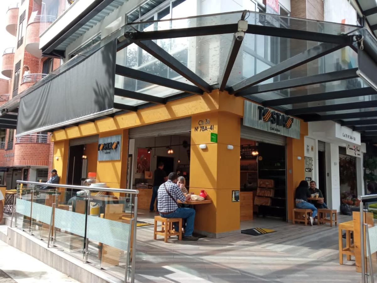 Acogedor Apartaestudio Ubicado En Laureles Apartment เมเดยิน ภายนอก รูปภาพ